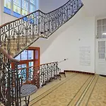 Klobucnicka-beautiful In The Heart Of Old Town דירה