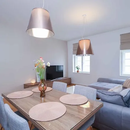 Klobucnicka-beautiful In The Heart Of Old Town ברטיסלאבה