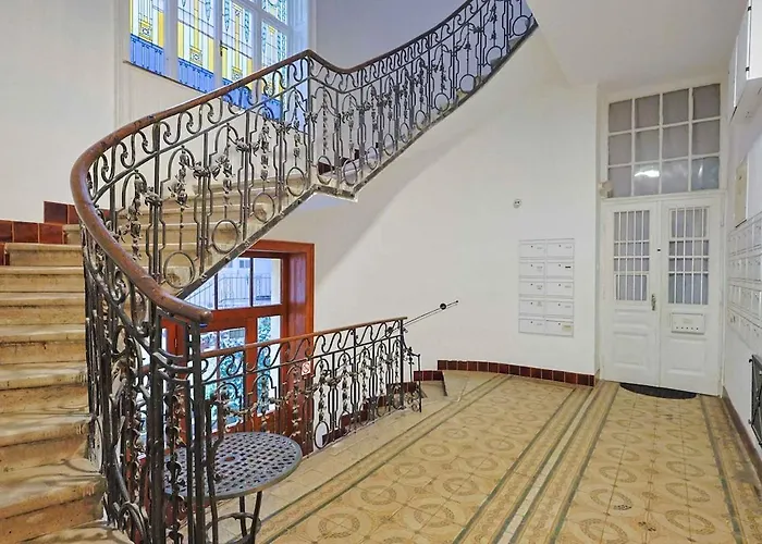 Klobucnicka-beautiful In The Heart Of Old Town Apartamento