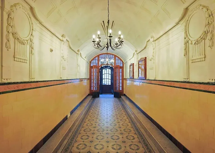 Klobucnicka-beautiful In The Heart Of Old Town Братислава